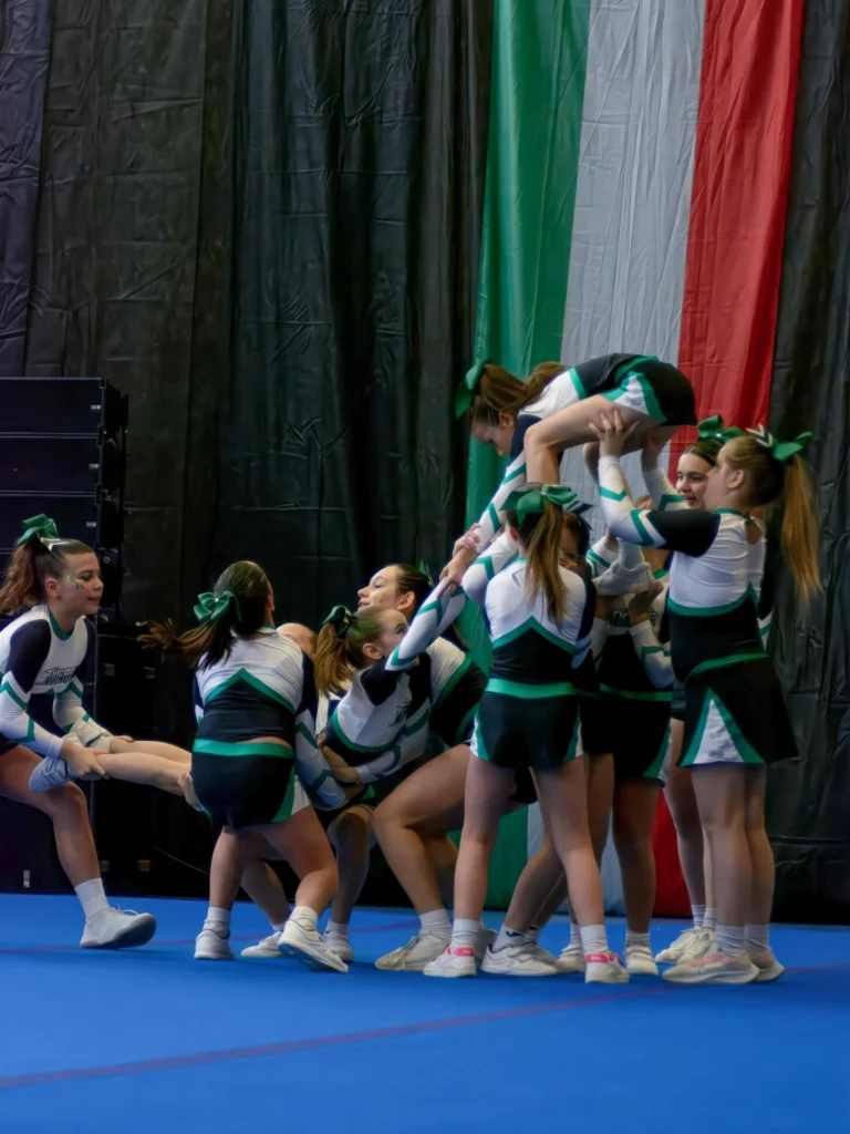 Instagram post from cheerleading.cadore. This post is in position 1.