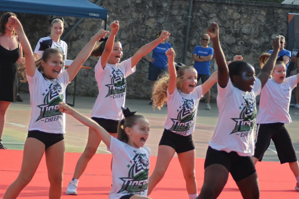 Instagram post from cheerleading.cadore. This post is in position 5.