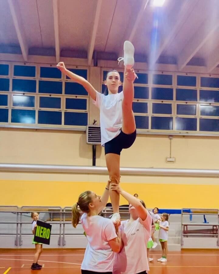 Instagram post from cheerleading.cadore. This post is in position 5.