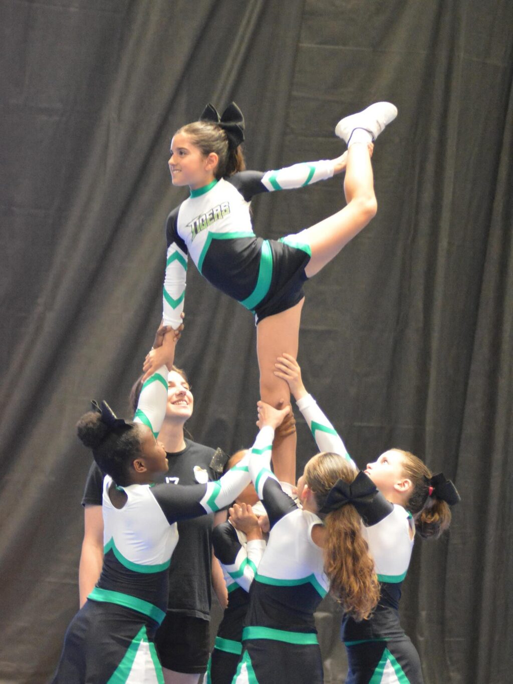 Instagram post from cheerleading.cadore. This post is in position 2.